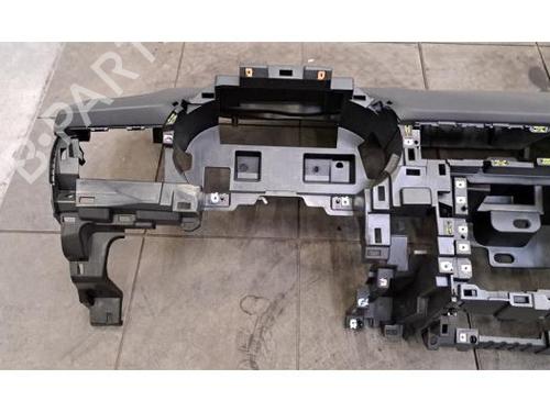 Dashboard MG MG ZS SUV (AZS1) 1.5 VTi | BP35314992C46 - Image 2