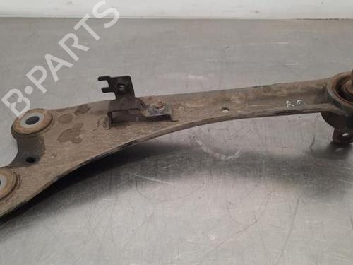Used Right rear suspension arm TOYOTA COROLLA Estate (_E21_) 1.8 Hybrid (ZWE211) (122 hp) 18237071