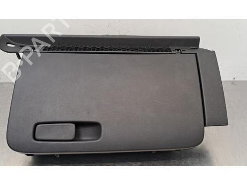 Used Glove box Glove box AUDI A1 (8X1, 8XK) 1.6 TDI (115 hp) 36382431 36382431