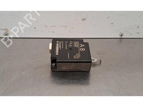 Used Electronic module Electronic module TOYOTA COROLLA Estate (_E21_) 1.8 Hybrid (ZWE211W) (122 hp) 33316586 33316586