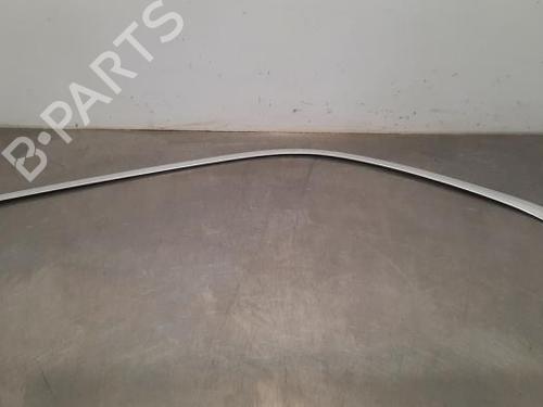Door moulding trim MERCEDES-BENZ GLE (V167) GLE 350 d 4-matic (167.121) A1677352501