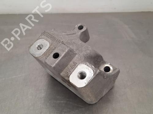 Used Gearbox mount SEAT IBIZA V (KJ1, KJG) 1.0 TSI (95 hp) 15041531