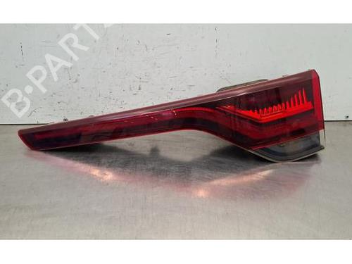 right-taillight-renault-megane-iv-hatchback-b9amn_-2015-39645969 main image