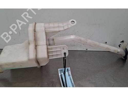 Used Windscreen washer tank Windscreen washer tank TOYOTA C-HR (_X1_) 1.8 Hybrid (ZYX10_, ZYX11_, ZYX10R, ZYX11R) (122 hp) 36005060 36005060