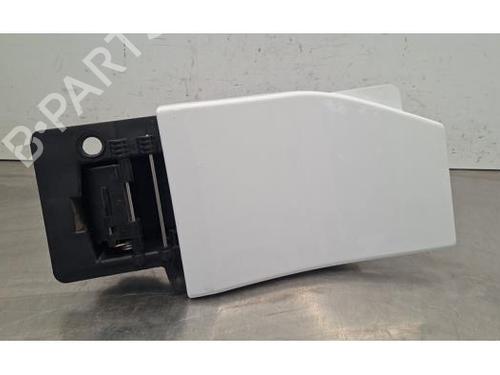 fuel-flap-renault-trafic-iii-van-fg_-2014-39418213 main image