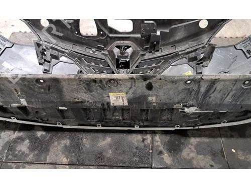 Front bumper RENAULT CLIO V (B7_) 1.5 Blue dCi 85 (B7AG) | BP32398565C7 