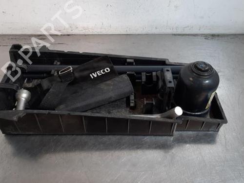 Used Jack Kit Jack Kit 37092195 37092195