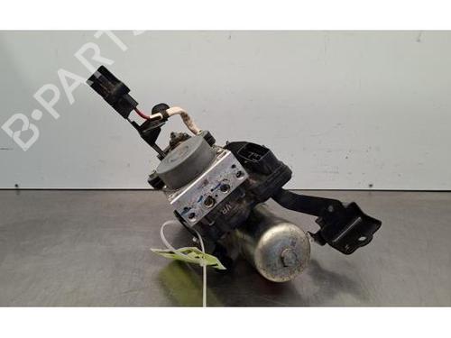 Used ABS pump TOYOTA C-HR (_X1_) 1.8 Hybrid (ZYX10_, ZYX11_, ZYX10R, ZYX11R) (122 hp) 32284438