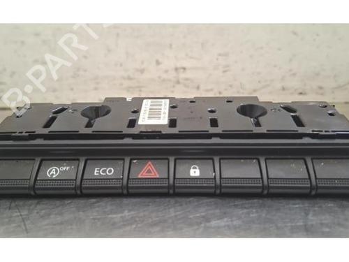 Used Warning switch Warning switch RENAULT ARKANA I (LCM_, LDN_) 1.3 TCe 160 (LDN1) (158 hp) 40284844 40284844