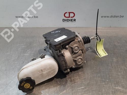 Used Master brake Master brake TESLA MODEL S (5YJS) P90D AWD (471 hp) 10893673 10893673