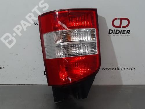 right-taillight-vw-transporter-t5-bus-7hb-7hj-7eb-7ej-20-tdi-7h5945258a-2003-2004-2005-2006-2007-2008-2009-2010-2011-2012-2013-2014-2015-2016-10873024 main image