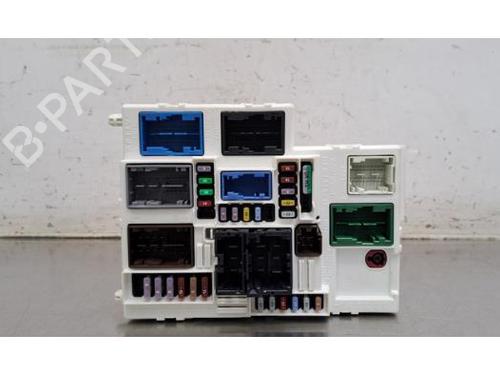 Used Fuse box Fuse box 36012463 36012463