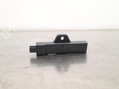 Module électronique BMW 1 (F40) 116 d (116 hp) 23584893