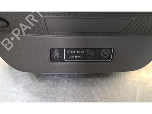 Interior roof light RENAULT MASTER III Van (FV) 2.3 dCi 135 FWD (FV0N, FV08, FV06, FV00, FV1S) | BP37686223I8 - Image 3