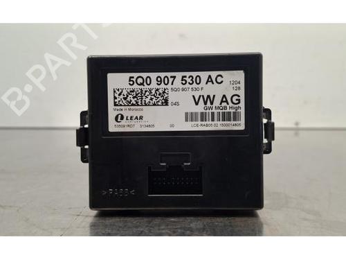 Used Electronic module Electronic module SKODA OCTAVIA III Combi (5E5, 5E6) 1.6 TDI (105 hp) 32820698 32820698