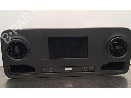 Used Display monitor MERCEDES-BENZ SPRINTER 3,5-t Van (B907, B910) 315 CDI RWD (907.631, 907.633, 907.635, 907.637) (150 hp) 30660063