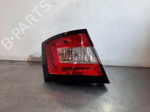 Used Left taillight Left taillight SKODA FABIA III (NJ3) 1.0 (75 hp) 36657495 36657495