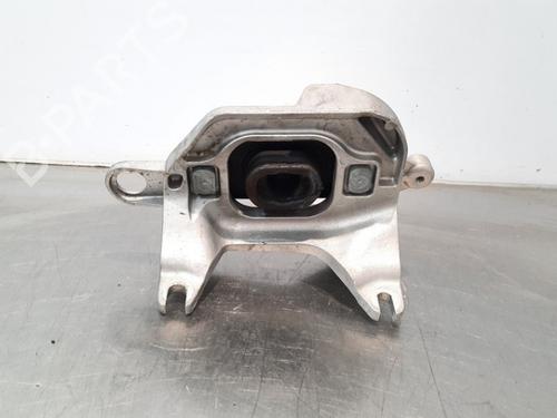Used Gearbox mount RENAULT KADJAR (HA_, HL_) 1.3 TCe 140 (HLNB, HLN1) (140 hp) 11108645