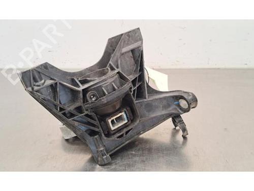 Used Engine mount OPEL COMBO Box Body/MPV (K9) 1.5 D (102 hp) 28136215