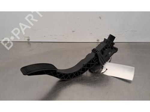 Used Pedal Pedal TESLA MODEL Y (5YJY) EV (340 hp) 33316473 33316473