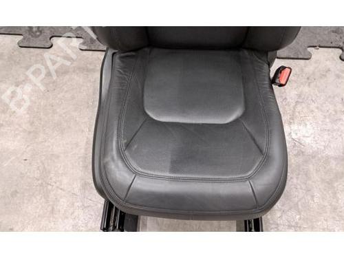Right front seat LAND ROVER DEFENDER Van (L663) 3.0 D250 MHEV 4x4 | BP39500551C16 - Image 3