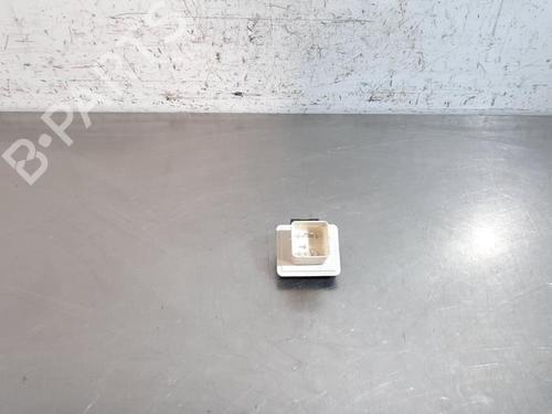 Used Electronic module RENAULT MEGANE IV Grandtour (K9A/M/N_) 1.5 Blue dCi 115 (K9A6) (116 hp) 30532524