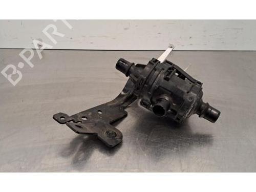 Pompe de circulation d'eau RENAULT TALISMAN (LP_) 2.0 Blue dCi 200 (LPAL) (200 hp) 32376506