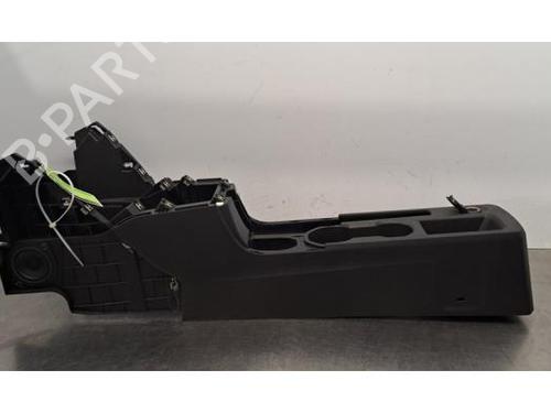 Used Middle console DACIA SANDERO III 1.0 SCe 65 (67 hp) 31178932