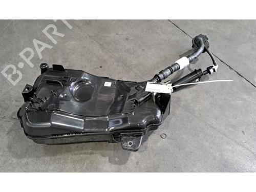 Used AdBlue tank VW GOLF VIII (CD1, DA1) 2.0 TDI (150 hp) 29389174
