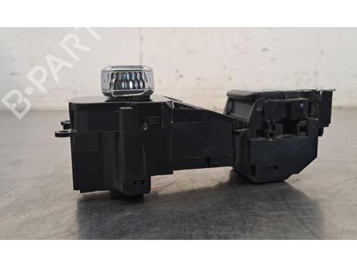 Switch VOLVO XC60 II (246) D4 | BP29985035I30