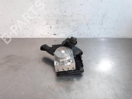 Used ABS pump MINI MINI CLUBMAN (F54) One (102 hp) 24650288