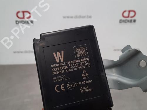 Used Electronic module TOYOTA YARIS (_P13_) 1.5 Hybrid (NHP130_, NHP130) (101 hp) 10887872