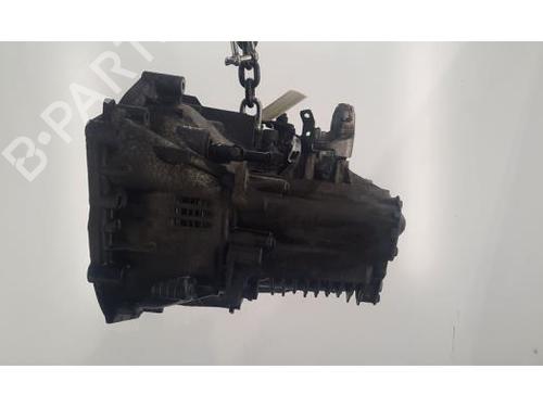 Gearbox PEUGEOT EXPERT Van (V_) 2.0 BlueHDi 120 | BP31029592M3