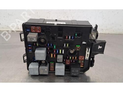 Sikringsdåse Sikringsdåse OPEL MOKKA / MOKKA X (J13) 1.4 (_76) (140 hp) 33743860 33743860