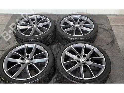 Used Rim Rim SKODA OCTAVIA III Combi (5E5, 5E6) 2.0 TSI RS (245 hp) 33307377 33307377