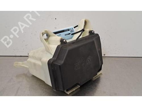 Used Fuse box Fuse box MERCEDES-BENZ C-CLASS (W205) C 220 d (205.014) (194 hp) 34105195 34105195