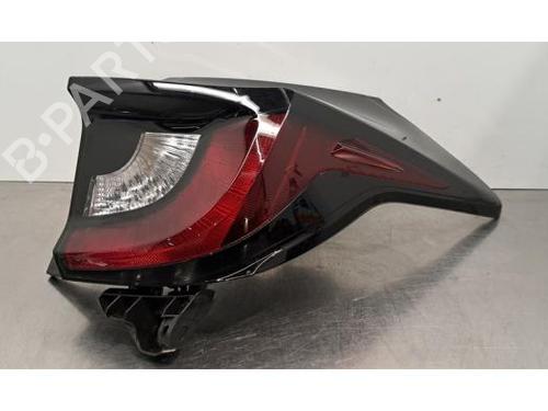 Used Right taillight TOYOTA YARIS (_P21_, _PA1_, _PH1_) 1.5 Hybrid (MXPH10, MXPH11) (116 hp) 31324130