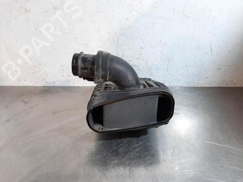 Used Air filter box PORSCHE MACAN (95B) 3.0 S Diesel (258 hp) 30629447