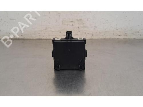electronic-module-mercedes-benz-a-class-w177-2018-36680586 main image