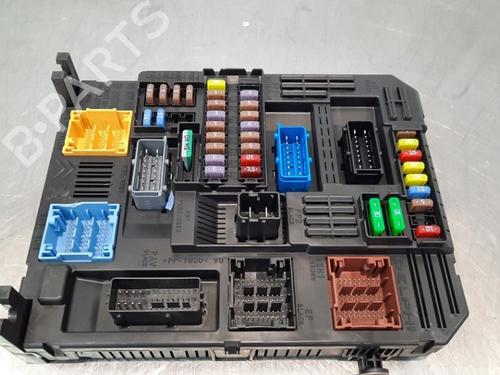 Fuse box PEUGEOT 208 II (UB_, UP_, UW_, UJ_) e-208 | BP10898736E1 