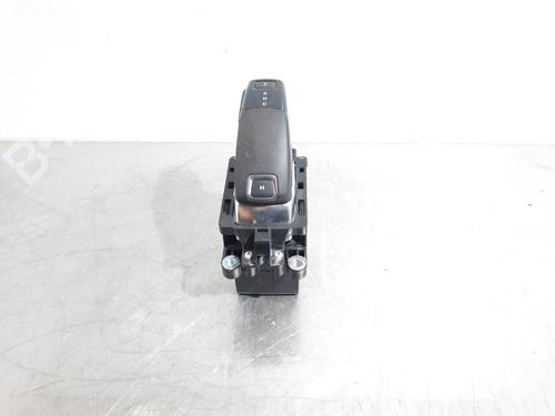 Used Gear lever DS DS 3 / DS 3 CROSSBACK (UR_, UC_, UJ_) 1.2 PureTech 130 (URHNSS) (131 hp) 15032665