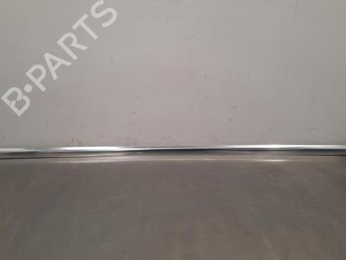 Door moulding trim MERCEDES-BENZ GLE (V167) GLE 400 d 4-matic (167.123) A1677306507