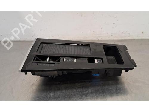 Console centrale OPEL ASTRA F Saloon (T92) 1.6 i (F19, M19) (75 hp) 31178883