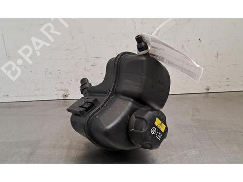 expansion-tank-bmw-z4-roadster-g29-2018-38606200 main image