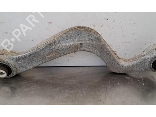 Venstre bagtil bærearm Venstre bagtil bærearm LAND ROVER RANGE ROVER EVOQUE (L551) 2.0 D150 (150 hp) 34408135 34408135