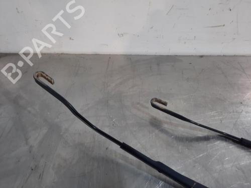 Front windshield wiper arm HYUNDAI TUCSON (TL, TLE) 1.7 CRDi | BP19631803C143 