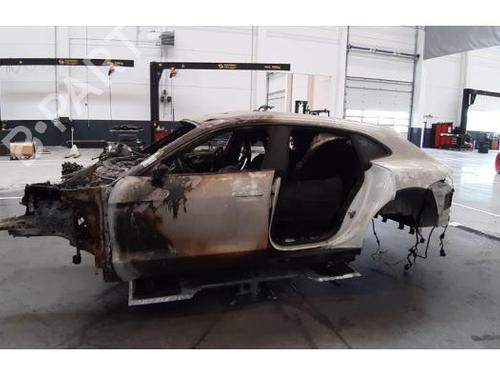 Fuse box PORSCHE TAYCAN (Y1A) Turbo (Y1AFC1) | BP27642586E1 - Image 17