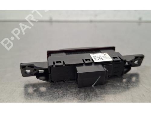 Warning switch JAGUAR E-PACE (X540) 1.5 P300e Plug-in Hybrid AWD | BP40614919I22 - Image 4