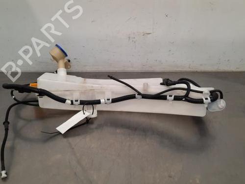 Used Windscreen washer tank PEUGEOT 5008 II (MC_, MJ_, MR_, M4_) 1.2 Hybrid 136 (MRHPYC) (136 hp) 23610111