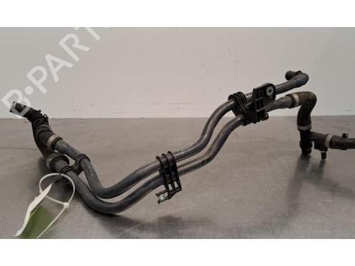 Used Pipe PORSCHE TAYCAN (Y1A) Performance Battery Plus (Y1AAA1) (476 hp) 30163331